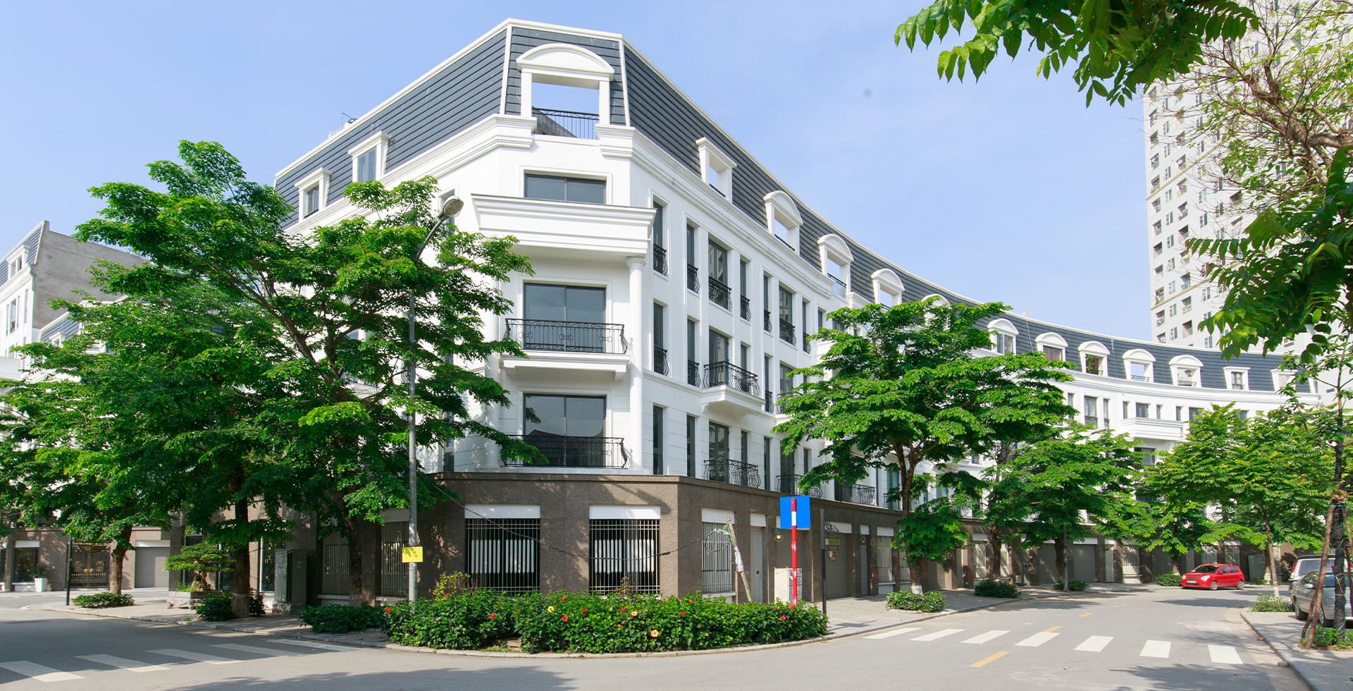 NHÀ PHỐ THƯƠNG MẠI: GIÁ TĂNG NHƯNG KHÓ SINH LỜI NHƯ KỲ VỌNG